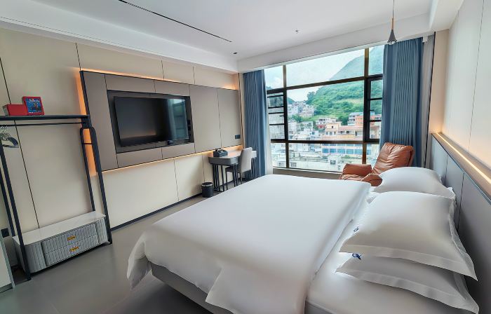 Huayi Smart Hotel (Anlong County Government)