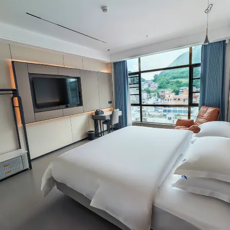 Huayi Smart Hotel