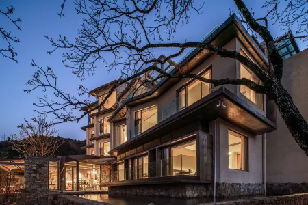 Shuji Mountain Villa (Cloud Sea Sunrise Observation Deck)