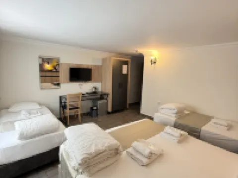 ปิเยซ โอเทล โรงแรมในอันตัลยา