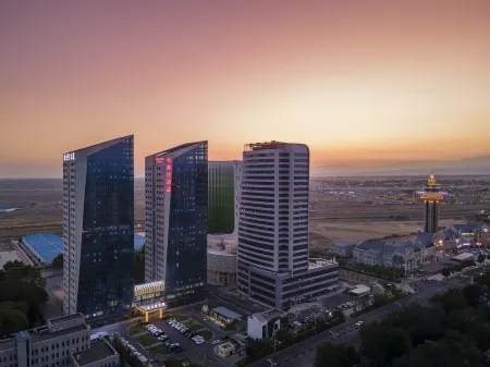 Ramada Hotel (Horgos Guomeng Branch)