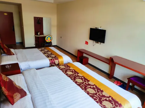 Huxian Xinyuan Hotel - pemandangan pegunungan