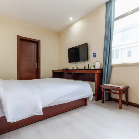 Kanghui Themed Business Hotel