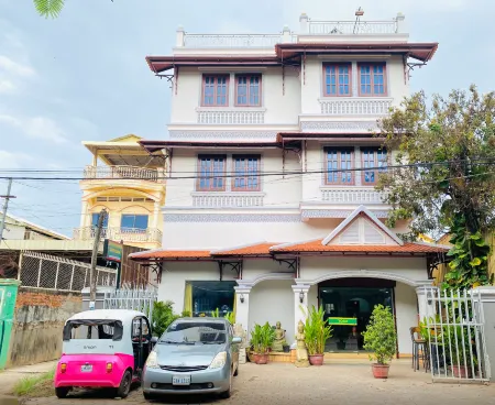 Le-nou Siemreap Guesthouse Отели рядом с достопримечательностью «Chong Kneas Floating Village»