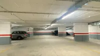 Unite Hostel Barcelona - parcheggio