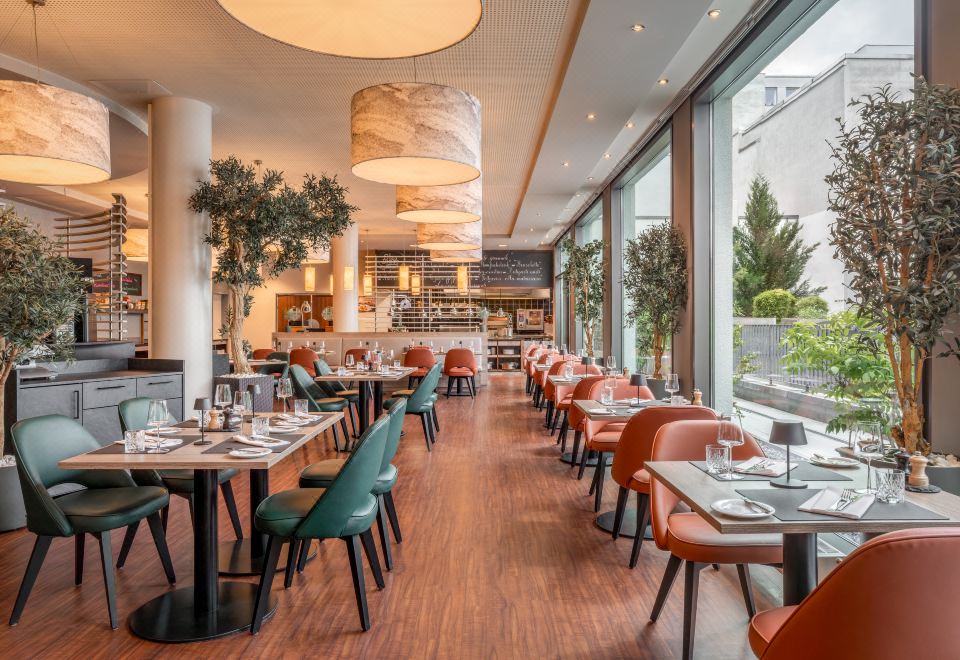 Courtyard Munich City Center Over view