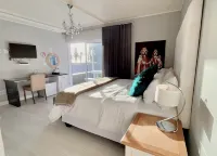 Niche Gusethouse فنادق في 