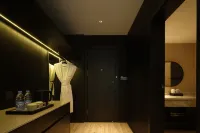 RelaxC Likuan·Hidden World Hot Spring Hotel (Bipenggou Scenic Area Branch) Hotels in Li County