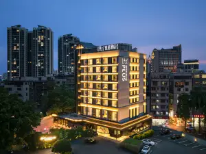 UFUN Plus Scenic Hotel (Nanning Nanhu Park Zhongshan Road)