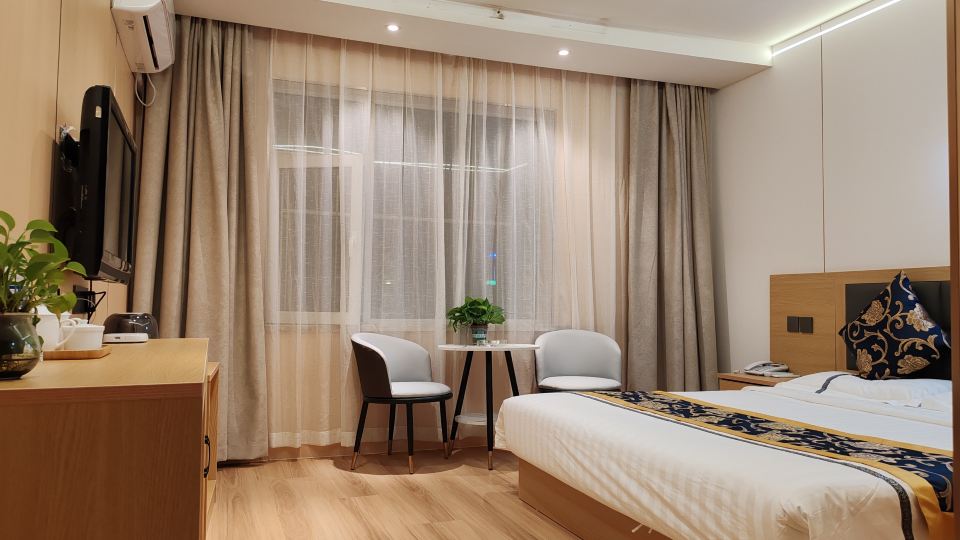 Baihehua Hotel