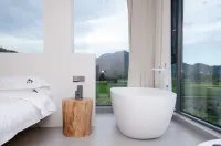 Xianju Jiuxi Yuanzhu Homestay Отели в г. Сяньцзю