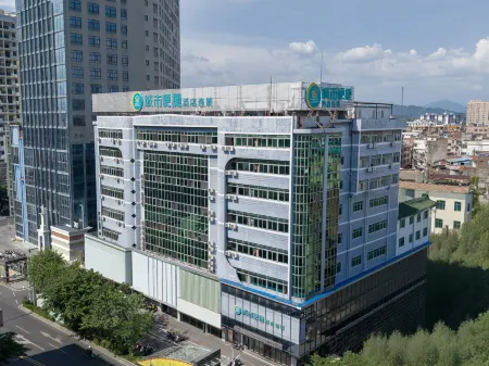 City Comfort Inn (Lingshan Liufengshan Pedestrian Street) Отели рядом с достопримечательностью «Liufeng Mountain»