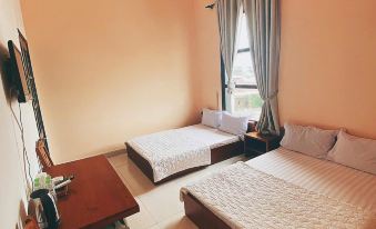 Doi Ngoai Bien Phong SPA Hotel