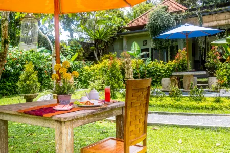 Asli Bali Villas by Agata Отели рядом с достопримечательностью «Penglipuran Village»