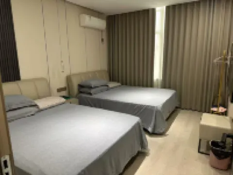 畔月轟趴民宿