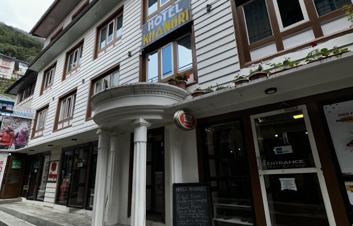 Hotel Khangri