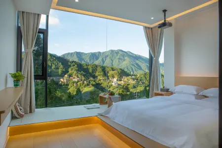 Mountain Wild · Sun Moon Starry Homestay (Longsheng Longji Terraces Branch) Отели рядом с достопримечательностью «Xishan Shaoleguan Scenic Spot»