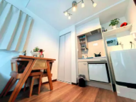 Mossy nest, 7 mins walk to JR station, near Ueno, great for couples honeymoon, girlfriends trip