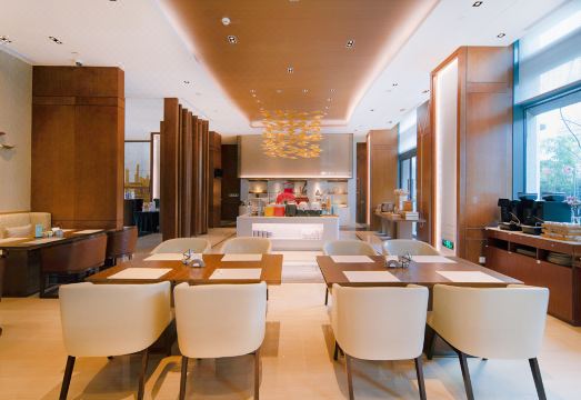 루자주이 슈프림 타워 모던한 로비