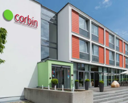 Corbin München Airport Business Hotel フライジンクのホテル