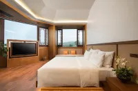 Yihe Riverine Fontaine Hotels near Qi Xia Mountain