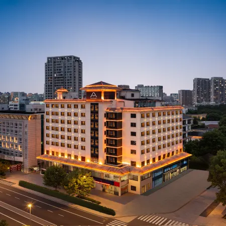 Atour Hotel Changzhou Railway Station South Street