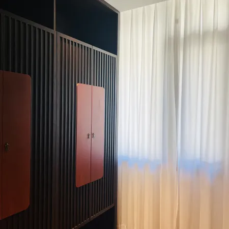Yuehengtai Zhuang Hotel