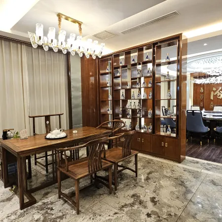 Xianghe Hotel