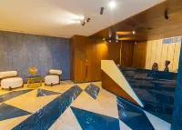 Legacy Hotel - New