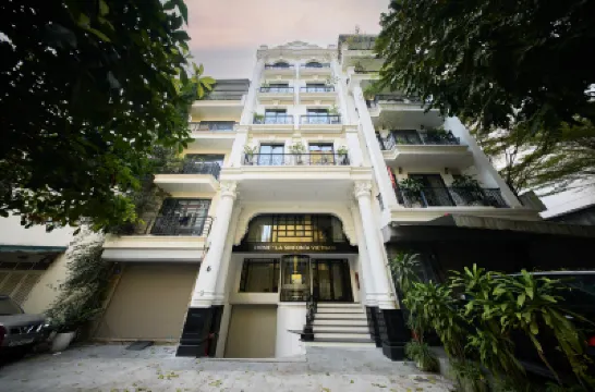Home by La Sinfonia Dai Co Viet Hotels near هاي با ترونغ