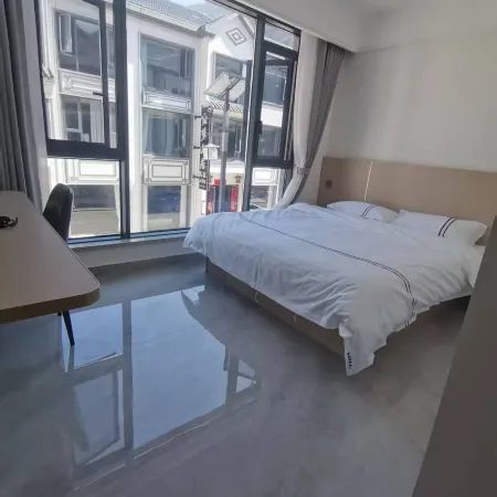 Shiyan Homestay (Sanqingshan Gangshou Cableway)