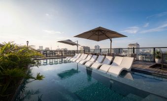 HERITAGE HAM LONG HOTEL & SPA
