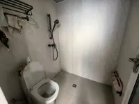 Tomato Art Smart Cinema Apartment (Chuhe Hanjie Metro Station, Hubei Provincial Museum Branch) Hotels near Han Street