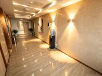 Tianyue Express Hotel (Dezhou High-Speed Rail East Station)