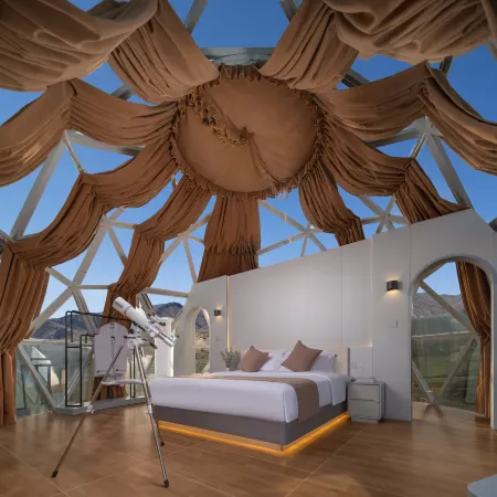 SHIRE STARGAZING ULTIMATE GLAMP