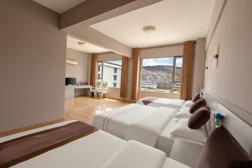 Skyline Hotel - Balkon