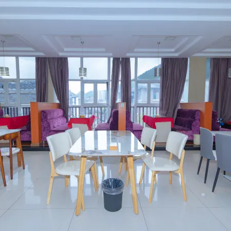 Gulin Jingyue Hotel (Tianli Wine Street Branch)