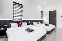 Pool Villa 3 | Karaoke BBQ | Near Lost World by i Homes - 別墅