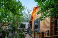 Tekes Muzi Bieyuan Homestay (Baguacheng Lijie Branch)