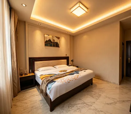 Prajna. Lin Hotel (Mount Emei tourist center)