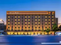 Orange Hotel (Chengdu Eastern Suburb Memory Jianshe Road) - parking