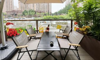 Shanghai Xujiahui 80,000 Stadium Quli Hotel