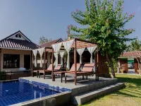 Thanawong Pool Villa - Homestays