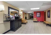Motel 6 Suites Rochester Henrietta, NY