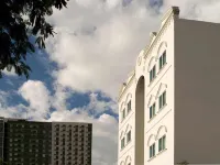1001 Nights Boutique Inn Hotels near Rohan Beach