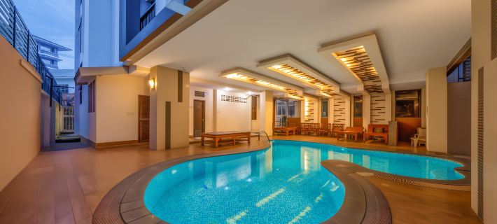 Elongme Tycoon Holiday Hotel パタヤのホテル