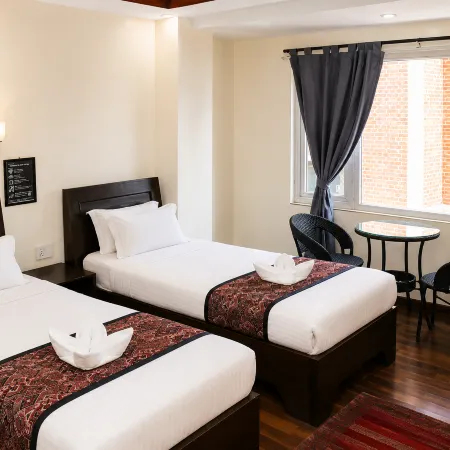 HOTEL 11 THAMEL