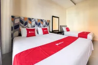 RedDoorz @ Putri Inn Homestay Sanur Hotels in Sanur