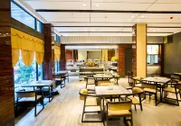 Fenghuang Story Hotel (Tuo River, Hongqiao Bridge, Ancient Town Center) - فطور