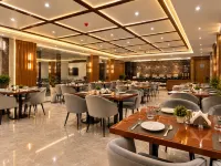 Hotel The 9 Palms Delhi,IGI Airport New Delhi - Parkplatz